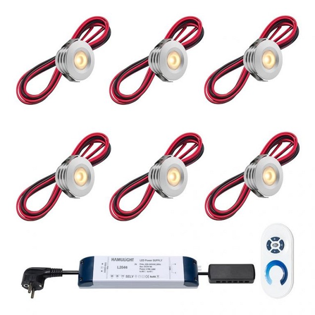 Set spots aluminium, 6 stuks. Inclusief trafo, afstandsbediening en kabel van 5 meter.