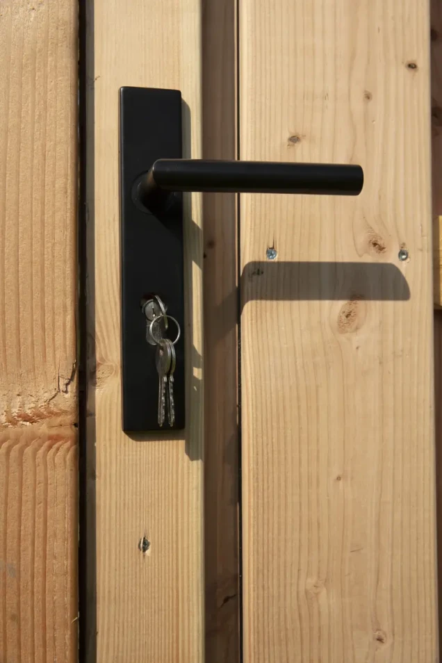 RVS luxe deurbeslagset zwart gecoat SKG keurmerk met slotkast, cilinder, slot en duimen